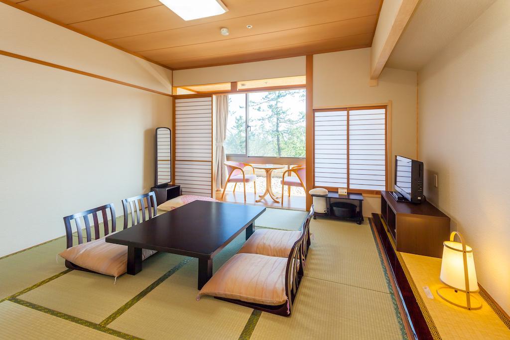 Suzu Beach Hotel Room photo